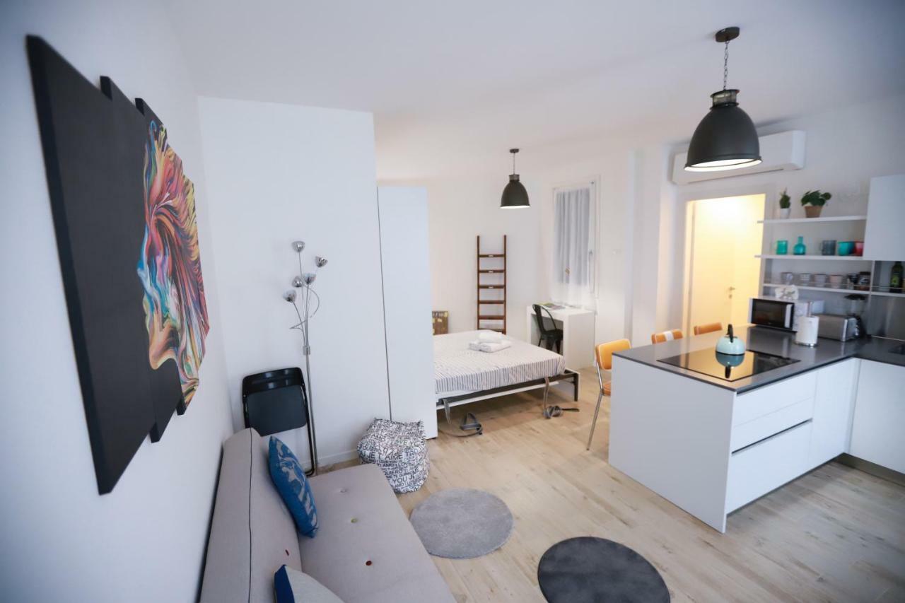 Laura'S Home - I Navigli Che Vorrei Milan Bagian luar foto