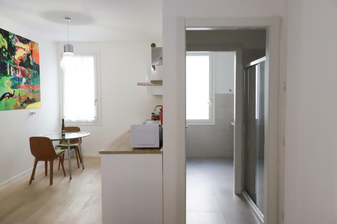 Laura'S Home - I Navigli Che Vorrei Milan Bagian luar foto